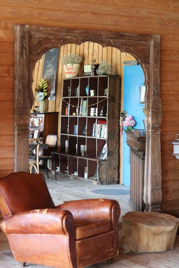 Lodges En Provence - Ecogites & Restaurant Insolites Richerenches Exterior foto