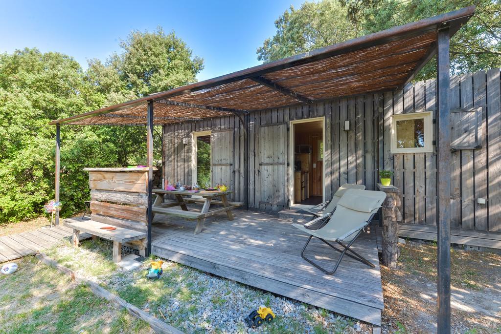 Lodges En Provence - Ecogites & Restaurant Insolites Richerenches Exterior foto